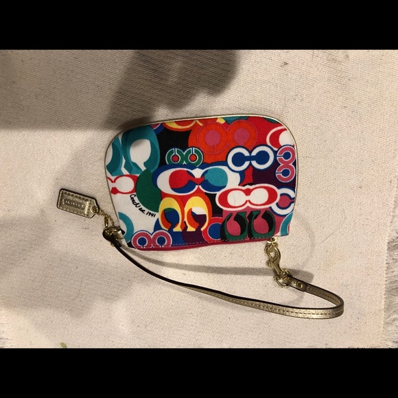 🛑 SOLD Coach wristlet - Picture 4 of 4